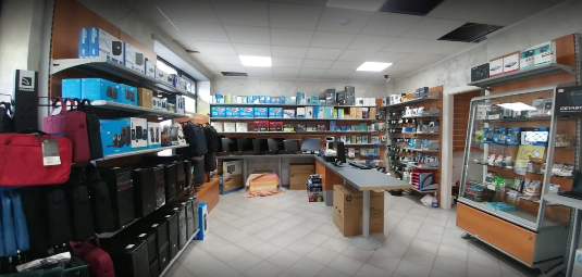 Interno Neo Computer Shop Pinerolo - Area assistenza e vendita